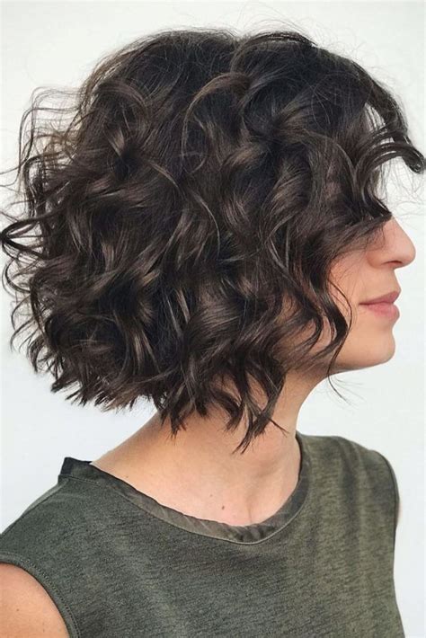 70 Sassy Short Curly Hairstyles To Wear At Any Age Artofit