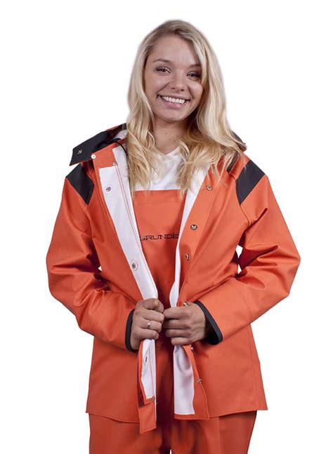 Grundens Introduces Rain Gear Designed For Women Bdoutdoors Bloodydecks