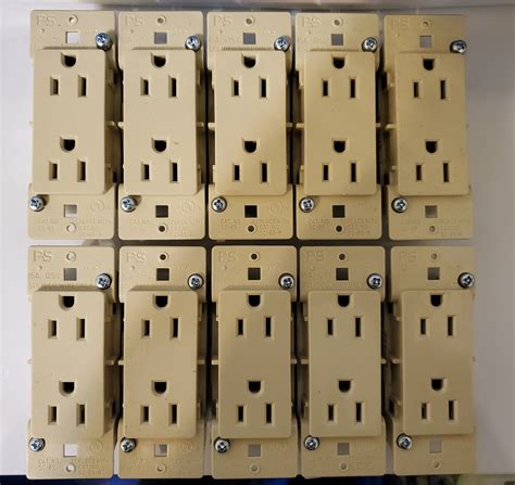 Lot Of Dual Outlet Receptacle Manufactured Mobile Home V A Sc R Sc For Sale