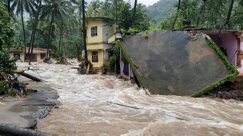 Kerala Death Toll Rises To 26 Cm Calls Emergency Meeting