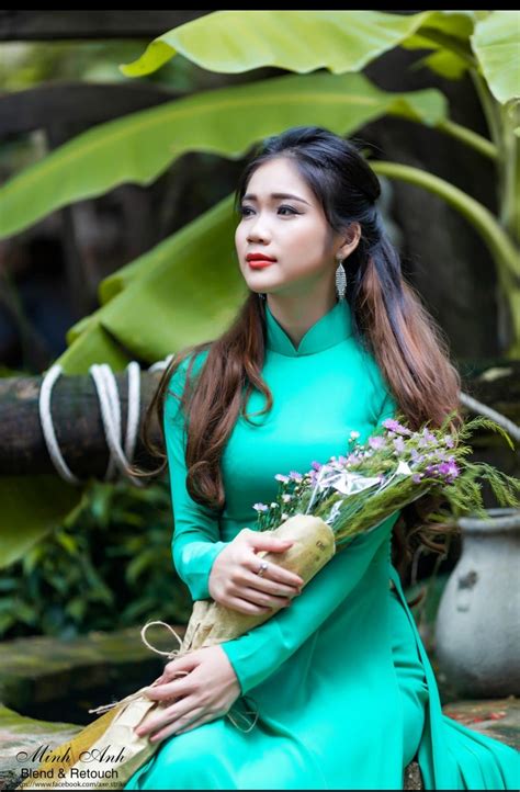 Vietnamese Long Dress Ao Dai Asian Beauty Long Dress Designer