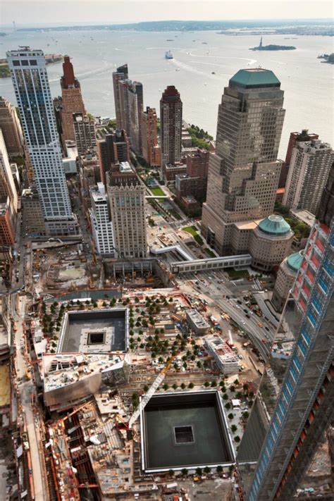 In Pictures 911 Memorial Unveiled At Ground Zero