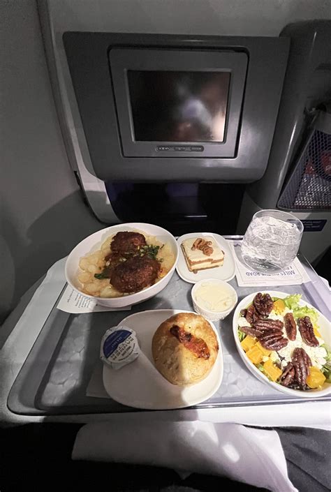 Got the MARTA CHICKEN MEATBALLS on my flight back to LAX. Wasn’t that