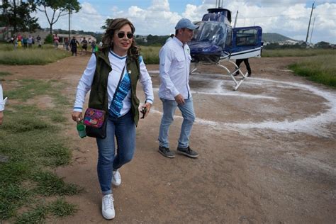 Guatemalan Presidential Candidate Sandra Torres Leans