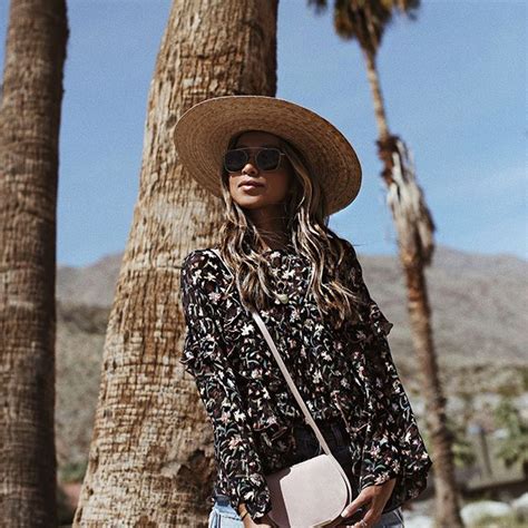 Wandering Palm Springs And Taking In The Desert Sun In Mycuyana Mini
