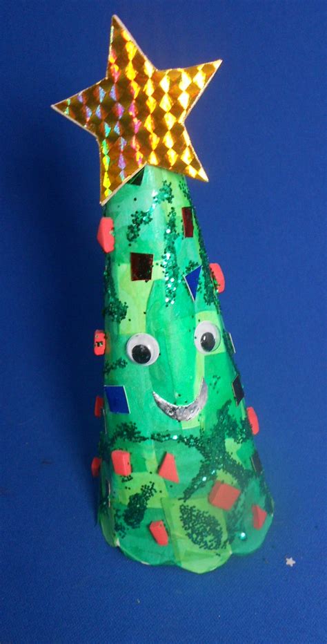 Jamesandmay Arts And Crafts Blog An Easy Christmas Tree Make