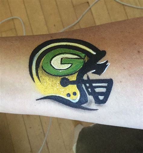 Pin By Rachel Rocky On Packer Face Paint Designs Green Bay Packers