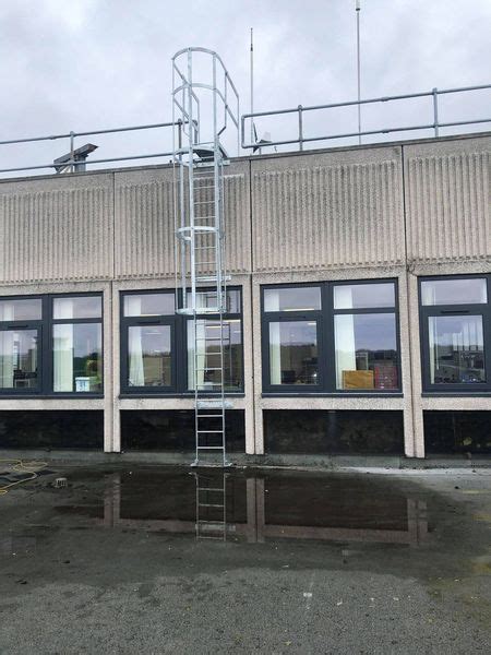 Cat Ladders Manufacturer Midlands Access Ladders With Landingsdgscott