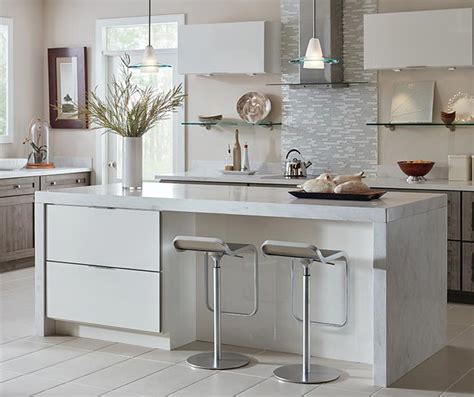 Kitchen cabinet, laminate kitchen cabinets. Laminate Cabinets in Contemporary Kitchen - Diamond