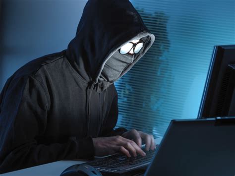 Russian hacker hands over 272 million unique email accounts
