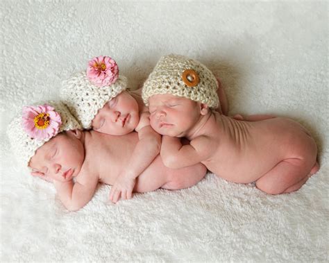 Doublehappiness365 Triplet Newborns 215365