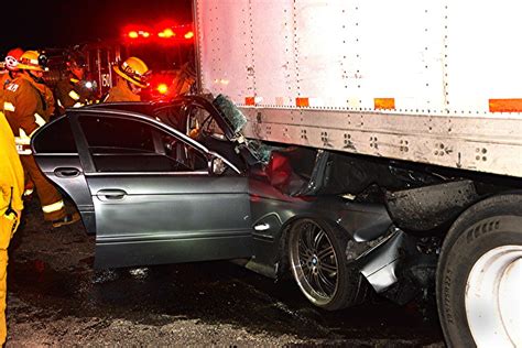 Palmdale Man Killed When Bmw Crashes Into Big Rig On 14 Freeway Daily News