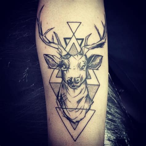 Origami Deer Tatoo Lanulle Tattoos Deer Tattoo Tattoo Apprentice