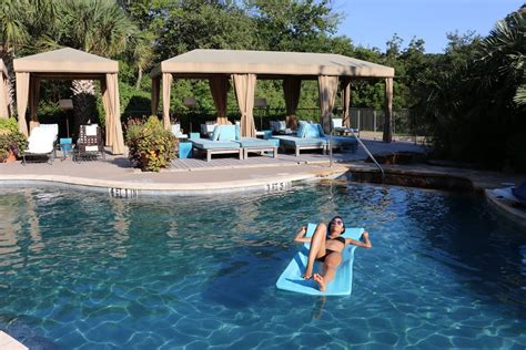 Choose from three luxurious living spaces including the deluxe rooms, beach villas and plunge pool beach villas available at hibiscus beach hotel. Lake Austin Spa Resort | Lake Travis Area Luxury Resort
