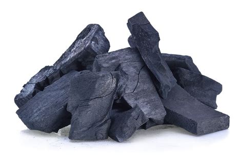 Carbón Aislado En Blanco Foto Premium
