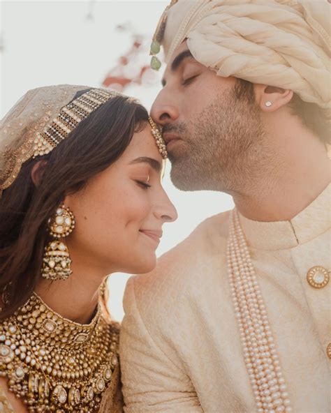 Alia Bhatt Wore An Elegant Sabyasachi Sari For Her Wedding With Ranbir Kapoor Vogue India