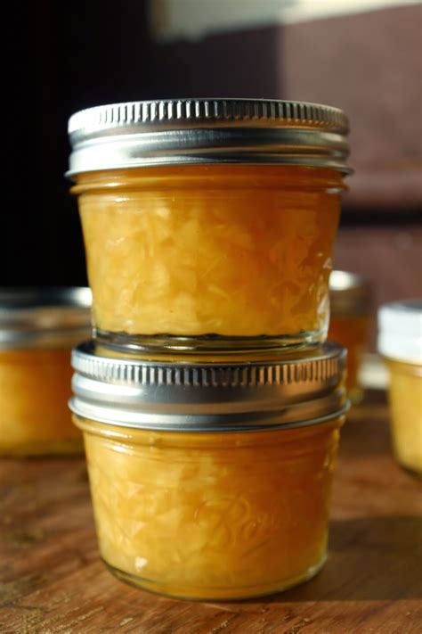 In warts, theba da ba da badabumda is layered over what sounds like a kazoo in the background, while in castigadas en el granero (which translates to roughly grounded in the barn. Pineapple Jam - SBCanning.com - homemade canning recipes