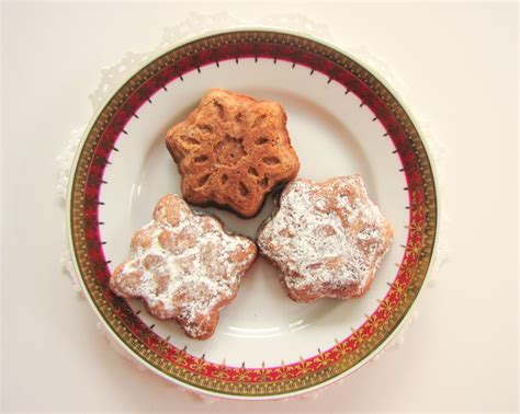 Maybe you would like to learn more about one of these? Czech Walnut Wreath Cookies / Czech Walnut Wreath Cookies ...