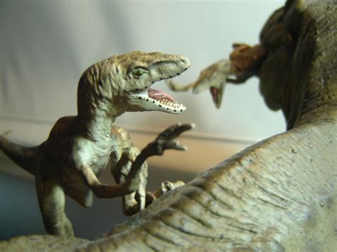 Jurassic Park When Dinosaurs Ruled The Earth T Rex Vs Velociraptors Diorama By Sideshow