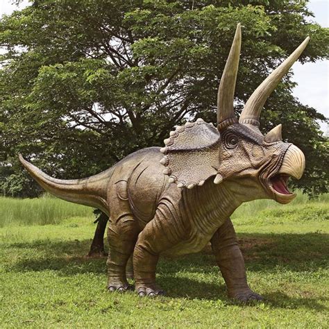 Massive Lifesize Charging Triceratops Dinosaur Statue The Green Head