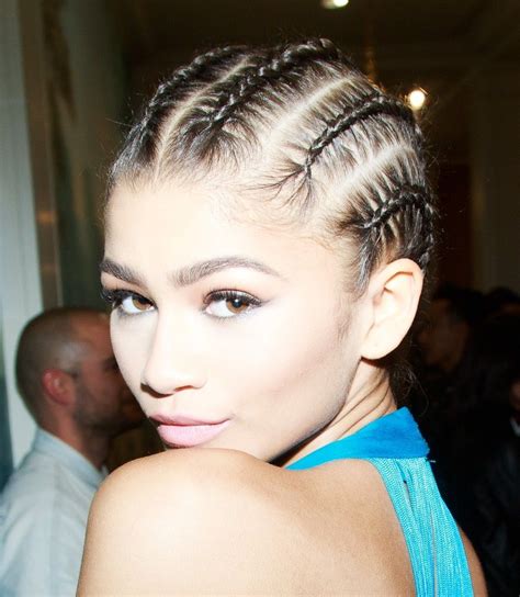 Zendaya Bantu Knots Cornrows Zendaya Box Braids Hairline Twists