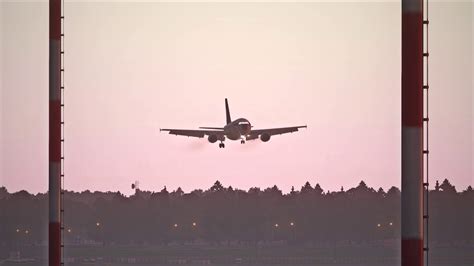 Airbus A310 Lh Landing Gear Failure Emergency Landing In Frankfurt