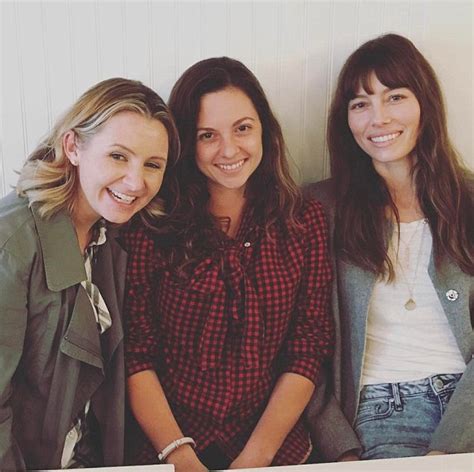 Jessica Biel Reunites With 7th Heaven Sisters Daily Mail Online