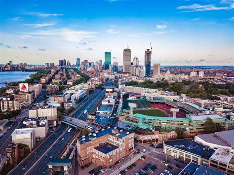 A Traveler's Guide to Boston Neighborhoods | ParkMobile