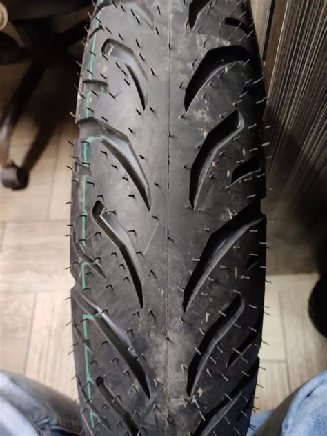 120 80 X 18 62 P Tubeless Ceat At Rs 1400piece In New Delhi Id