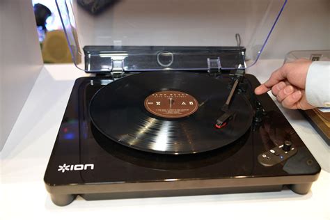 Ion Air LP Bluetooth turntable | Hands on | Digital Trends