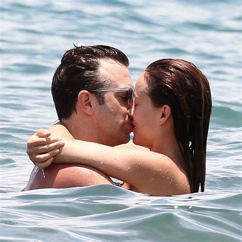 Of The Hottest Celebrity Kisses Celebrities Hottest Celebrities Couples Vacation Pictures