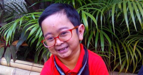 Kisahnyata #artis #dausmini sungguh malang nasib daus mini. VIDEO: Mantan Istri Tak Ingin Bertengkar dengan Daus Mini ...
