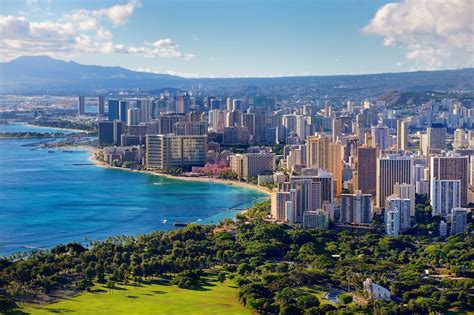 Wyndham At Waikiki Beach Walk Honolulu Holiday Rentals Resorts And More