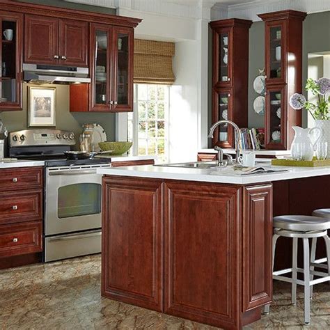 The rich, warm look of mahogany kitchen cabinets cries out for surrounding upgrades that speak of quality and craftsmanship. Pin by Tan Builders on KITCHEN Ideas | Cabinets to go ...