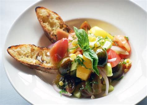 Colecție de la adelina tabaneț. Lockkeeper's Heirloom Tomato Salad: High summer recipes ...