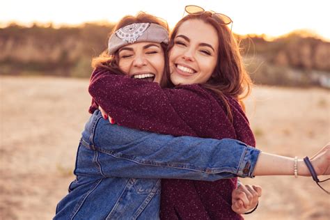 Why Hugging Makes You A Healthier And Happier Person