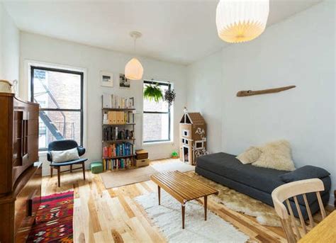 Tiny New York City Apartments Peak Inside These Small Nyc Dwellings