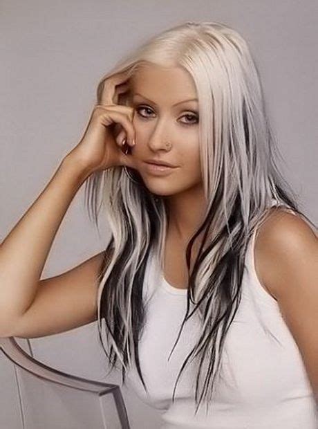 Blonde Haare Mit Schwarzen Strähnen Christina Aguilera Hair Brown