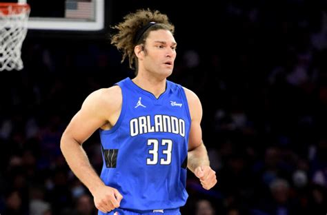 Robin Lopez Would Be Nice Bargain Signing For Cavs In Free Agency