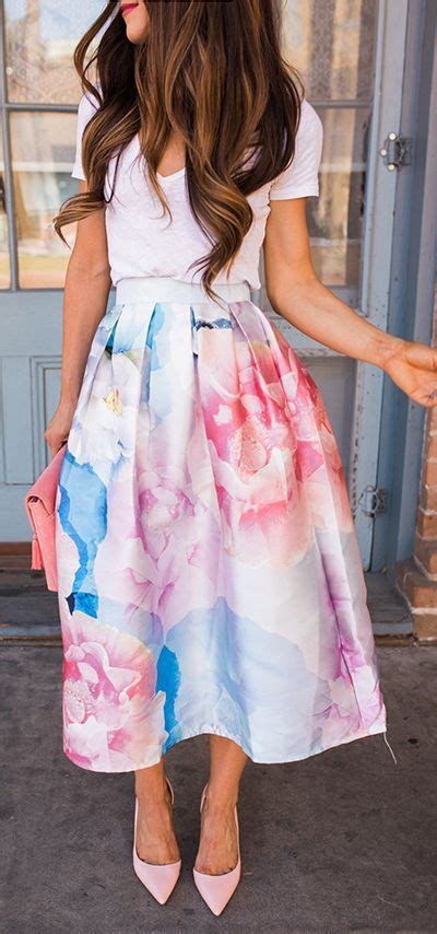 17 Summer Wedding Outfits Thatll Give You Inspiration Fashion Wedding Guest Skirt Summer