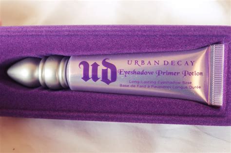 Victoria Din Product Review Urban Decay Eyeshadow Primer Potion Original
