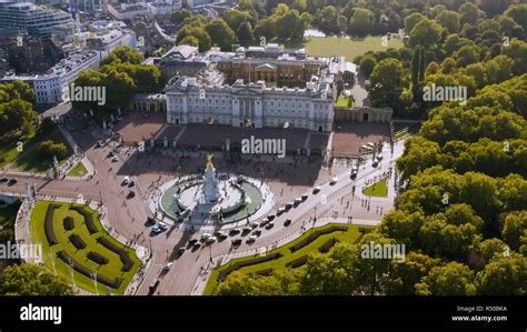 Luftbild Buckingham Palace Fotos Und Bildmaterial In Hoher Auflösung Alamy