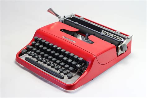 Typewriter.Company - Working typewriter - Red Typewriter ...