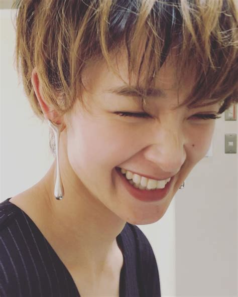 @剛力彩芽: *** ただいま! ショート復活、 #ショートヘア #至近 ...