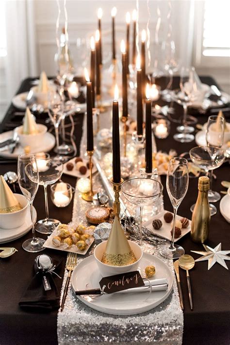how to host a new year s eve dinner party new years dinner party new years eve decorations