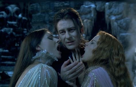 Dracula And Brides Van Helsing Vampire Movies Dracula