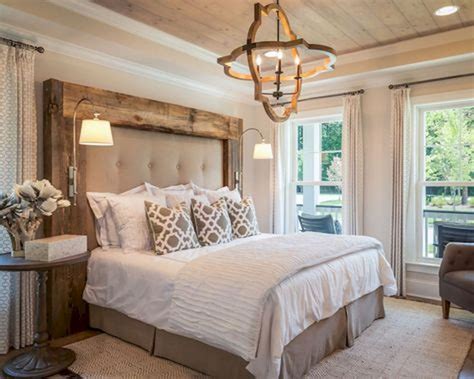 Definitely a room i'd love to stay in. Farmhouse Style Master Bedroom Ideas (35) | Farmhouse ...