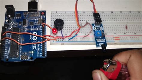 Fire Detector Using Flame Sensor And Arduino Interface