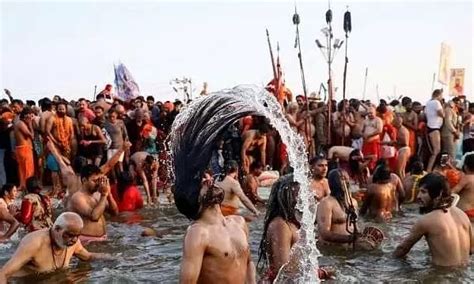 Kumbh Mela 2021 Begins In Haridwar Over 7 Lakh Devotees Take Holy Dip In Ganga Sentinelassam