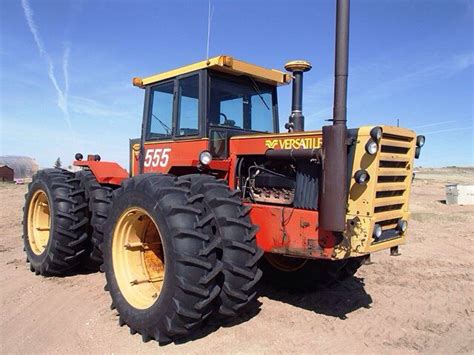 Versatile 555 Vintage Tractors Big Tractors Classic Tractor